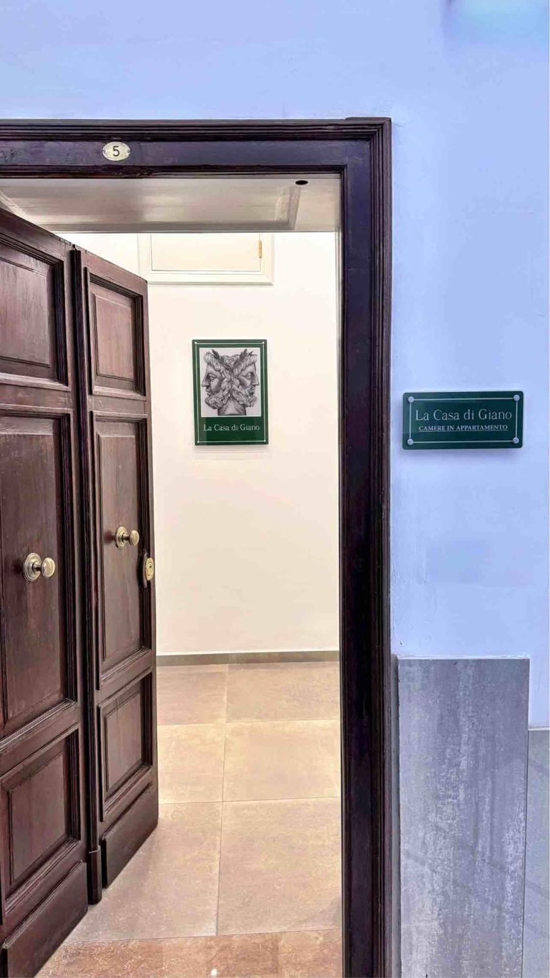 La Casa Di Giano Guest house Naples